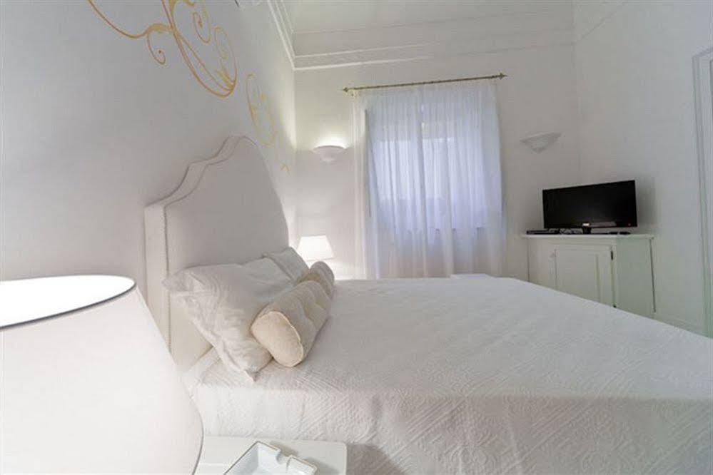 La Settima Luna Hotel Canneto  Bagian luar foto